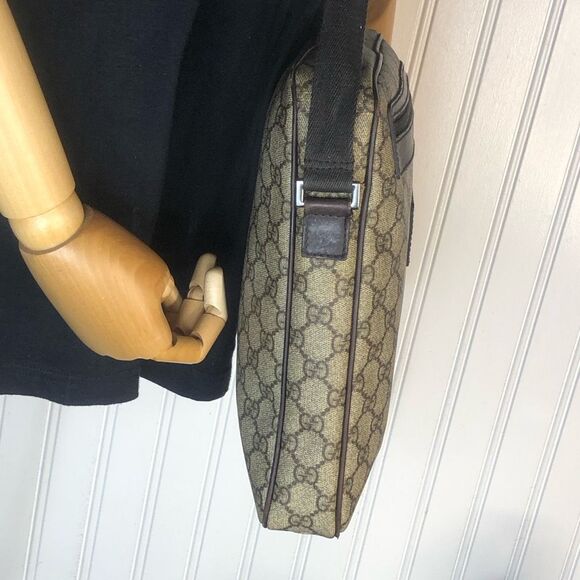 M GUCCI GG Supreme Coated Canvas and Leather Crossbody Messenger Bag VINTAGE - Picture 5 of 17